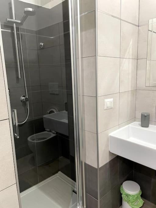 Domus Art Suites Merulana Рим Экстерьер фото