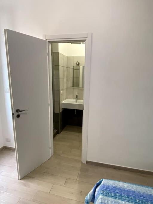 Domus Art Suites Merulana Рим Экстерьер фото