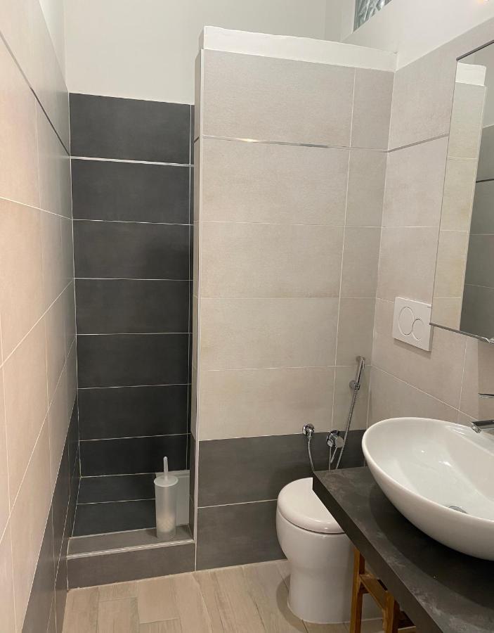 Domus Art Suites Merulana Рим Экстерьер фото